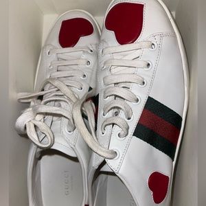 Gucci shoes 7.5/10 condition